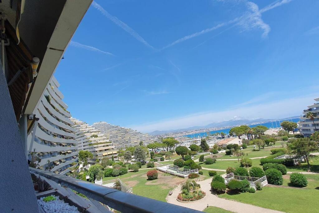 L'astronaute - Balcon Vue - Clim - Place Parking Privee - Marina Baie Des Anges Appartement